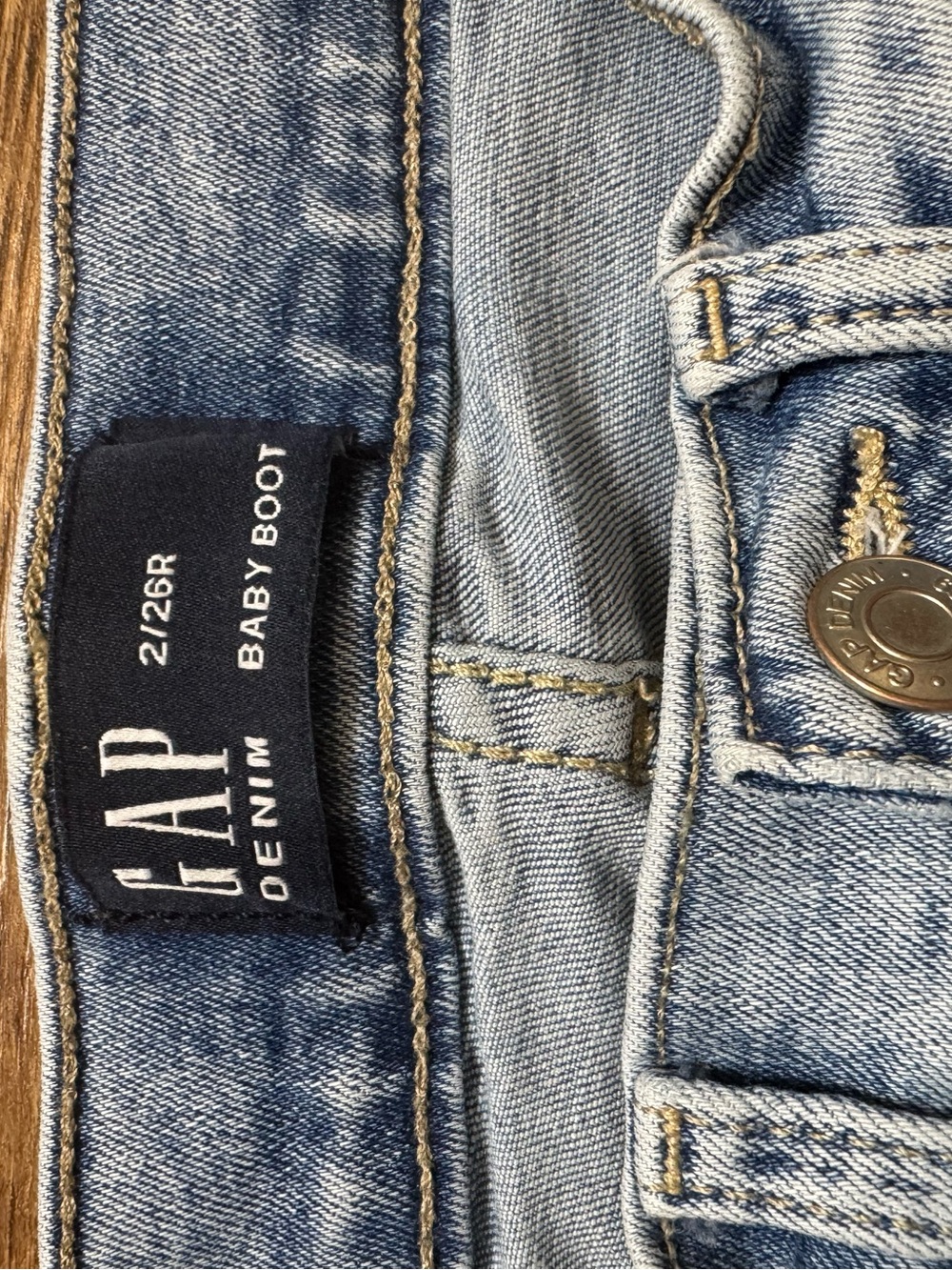 GAP Jeans Women’s 2R Baby Boot Light Wash Stretch Denim - Picture 6 of 9